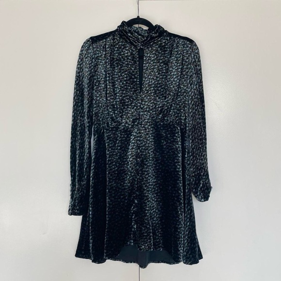 Zara | Black & blue velvet high neck floral long sleeve skater mini dress | Sz M - Picture 4 of 6